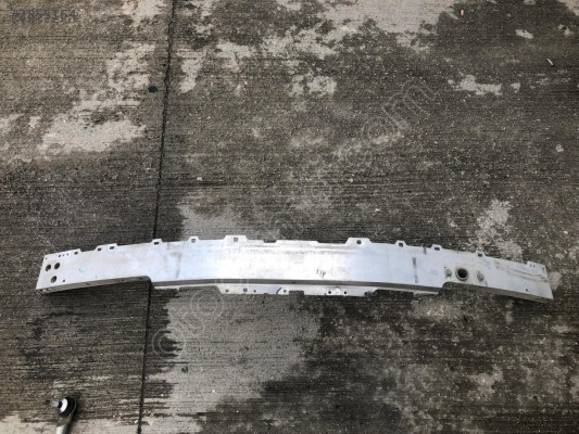 MERCEDES C SERİ W205 ÖN TAMPON DEMİRİ 2056202034