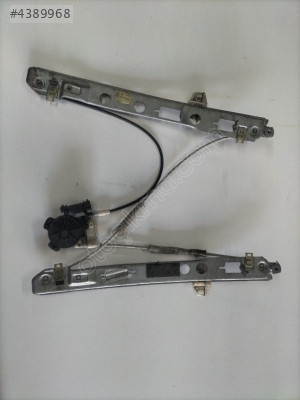 03300 RENAULT MEGANE 2 SAĞ ÖN KAPI CAM KRİKOSU