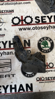 3AA854856 Passat b7 arka sağ çamurluk braketi