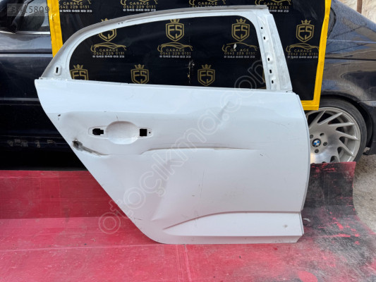 RENAULT MEGANE 4 SAG ARKA КАРІ
