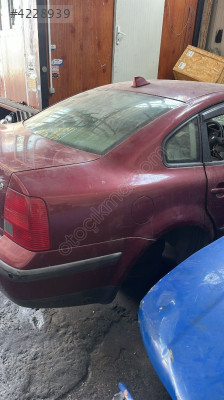 Volkswagen PASSAT 97-04 sağ arka çamurluk