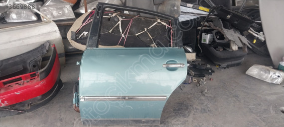 Volkswagen Passat B5 B5.5 Sol Arka Kapı
