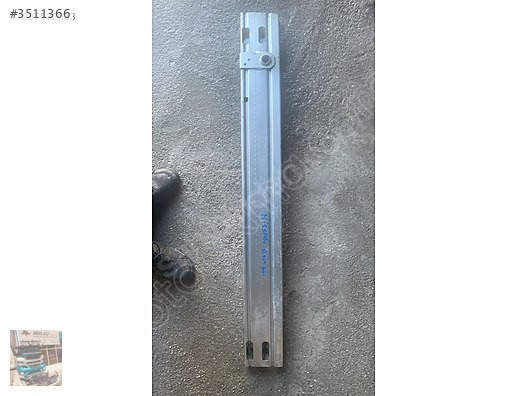 Nissan Qashgai ön tampon demiri çıkma