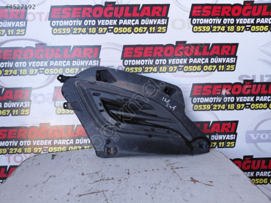 Hyundai i20 sağ sis çerçevesi