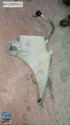 turkuaz bmw silecek suyu deposu orjinal çıkma