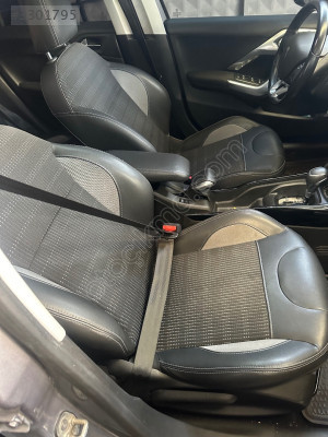 PEUGEOT 2008 ÖN İKİ KOLTUK