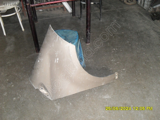 MERCEDES A CLASS W169 ÇIKMA SAĞ ÇAMURLUK