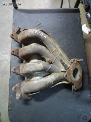 Renault Megane 2 1.6 16 valf benzinli egzoz manifoldu