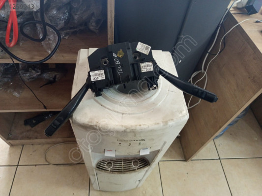 SEAT TOLDEO SİNYAL KOLU