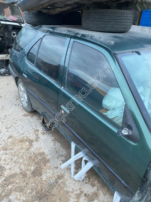 PEUGEOT 306 SAĞ ÖN KAPI HATASIZ ÇIKMA ORJİNAL