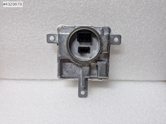 VOLKSWAGEN CADDY GOLF JETTA POLO FAR BEYNİ SIFIR 8K0941597E