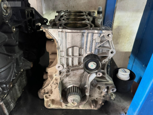 1.4TSİ SKODA KAROQ ÇIKMA YARIM MOTOR CZD CZE CZC ÇIKMA MOTOR