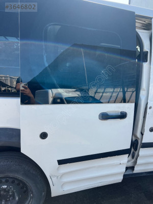 Ford connect çıkma sağ sürgülü kapı