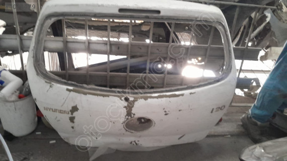 Hyundai i20 2012-2014 bagaj kapağı çıkma