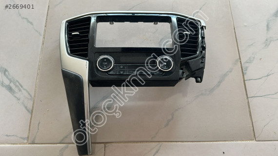2017 MODEL MİTSUBİSHİ L200 HATASIZ  KLİMA KONTROL PANELİ 7820B270