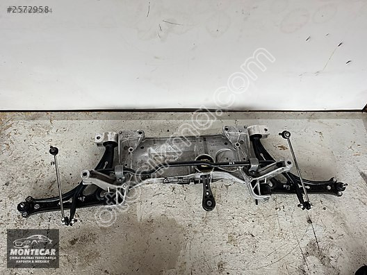 AUDİ A3 8P TRAVERS HATASIZ ORJİNAL ÇIKMA MONTECAR 2
