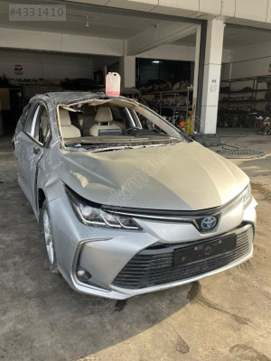 TOYOTA COROLLA HYBRİD SOL FAR ORJİNAL ÇIKMA