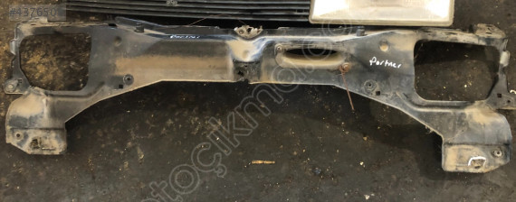 Peugeot Partner 1998-2003 Ön Panel