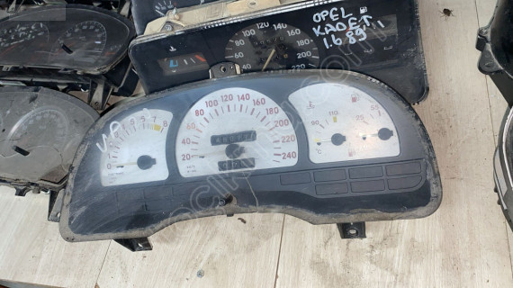 OPEL VECTRA A 2.2 KİLOMETRE SAATİ.OTO ERKAN ÜNYE