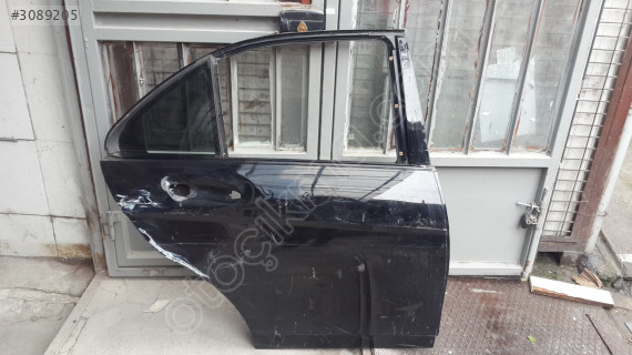 Mercedes C 204 KAPI SAĞ ARKA A2047320210