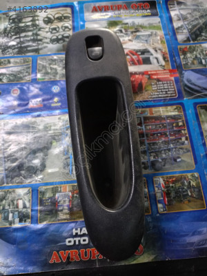Alfa 156 sol arka cam açma düğmesi ve kapı asılma tutamağı