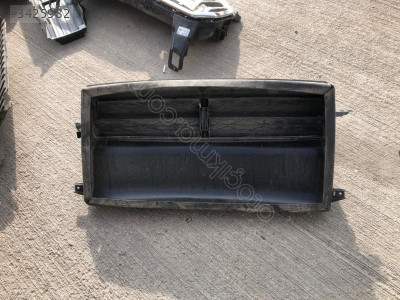 BMW İ3 ÖN HAVALANDIRMA PERDESİ 730642109