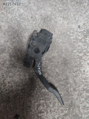 Volvo pedal 31329061