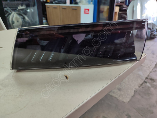 Peugeot 2008 bagaj stopu sol taraf
