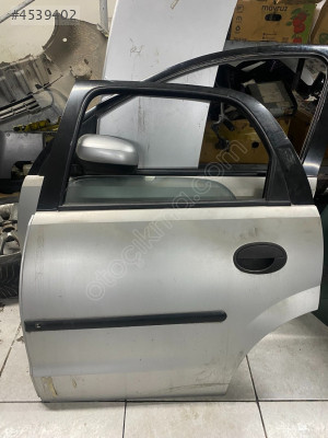 OPEL CORSA C SOL ARKA KAPI - SÖKME