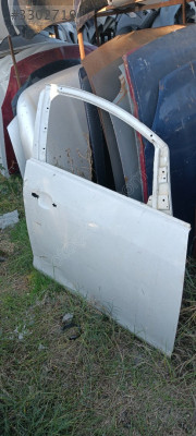 Opel Astra J sağ ön kapı