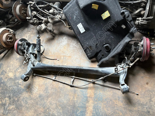 hyundai i20 arka dingil torsiyon çıkma orjinal 2009-2017 dolu