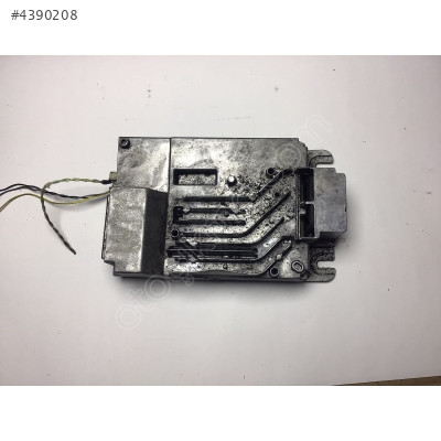 BMW 3 Serisi Amplifikatör HBB268