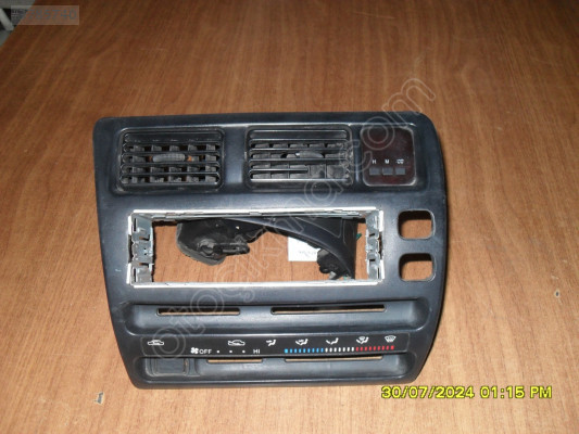 TOYOTA COROLLA 101 KASA ORTA HAVALANDIRMA IZGARASI