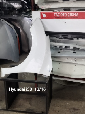 Hyundai i30 çıkma sol ön çamurluk