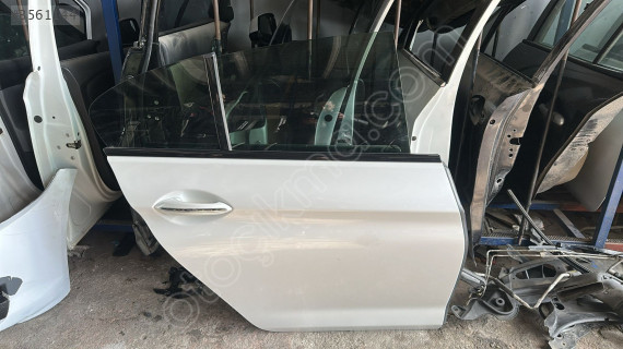 BMW 6 SERİSİ F06 SAĞ ARKA KAPI DOLU BURSA MG