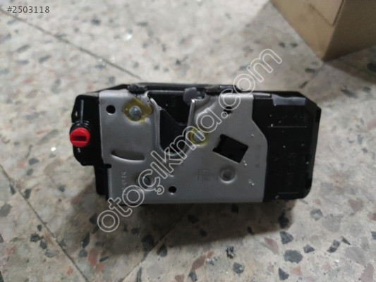 Opel Astra H Sağ Arka Kapı Kilidi