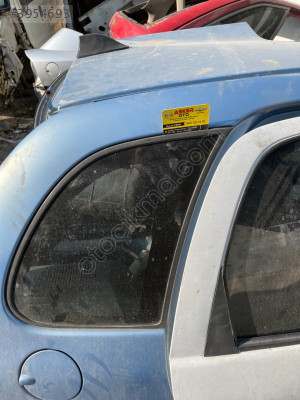 Corsa b kelebek camı sağ arka