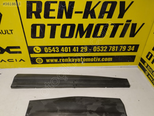 808208726R RENAULT MEGANE E-TECH SAĞ ÖN KAPI BANDI ORJ RENKAY