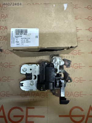 AUDİ A4 BAGAJ KİLİDİ 8W0827503