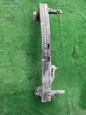 KİA CERATO ÖN TAMPON DEMİRİ