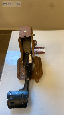 1T1723057Q volkswagen caddy otomatik fren pedali