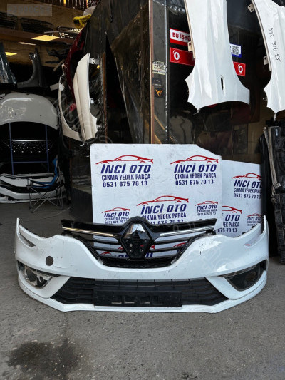 2017 Renault Megane 4 Ön Tampon Çıkma temiz orijinal