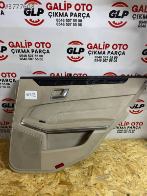 MERCEDES W212 SAĞ ARKA KAPI DÖŞEMESİ HATASIZ ORJİNAL ÇIKMA