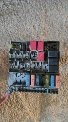 Fiat Fiorino çıkma sigorta kutusu 51781452
