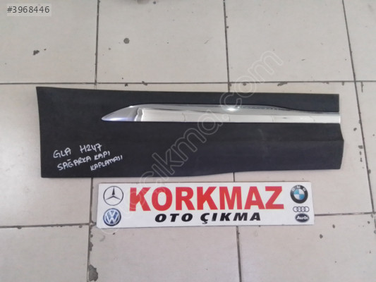 MERCEDES GLA H247 SAĞ ARKA KAPI KAPLAMASI