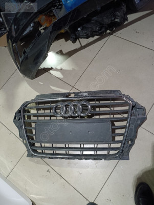 Audi A3 ön panjur 2013-2015 orjinal çıkma parça