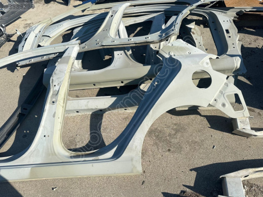 Hyundai i20 sol arka çamurluk 2015 2020
