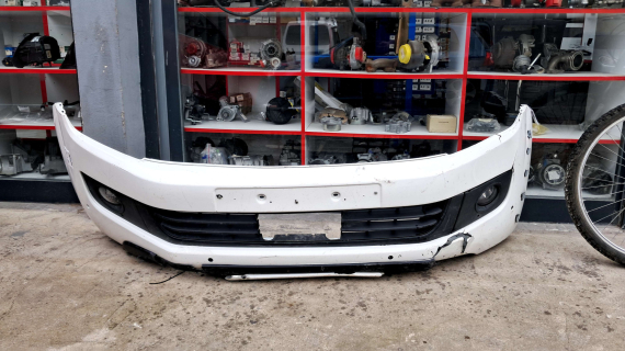 2HH807221 ÖN TAMPON - AMAROK BEYAZ GRİ