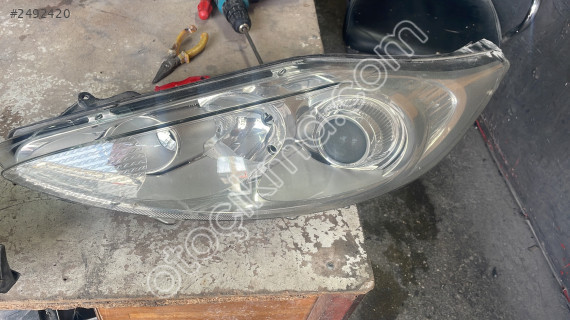 Çıkma Ford Fiesta sol ön far orijinal