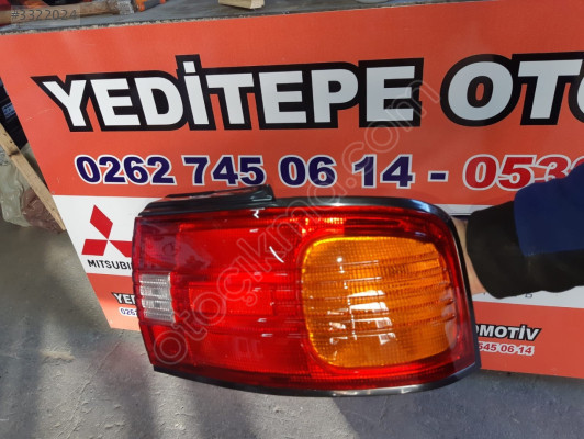 mazda 323 sağ arka stop